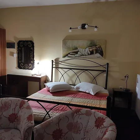 Pensión Voreio Selas