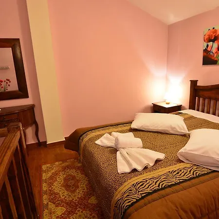 Voreio Selas Pensión