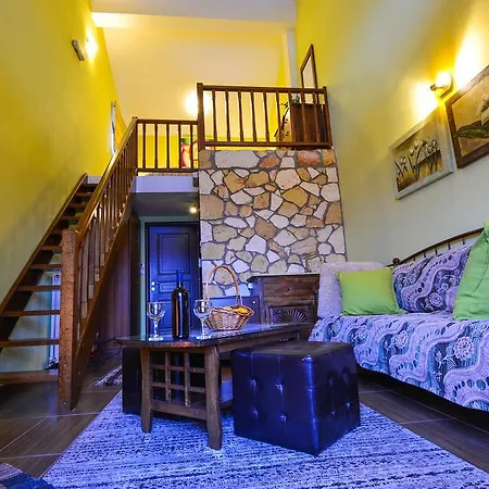 Guest house Voreio Selas